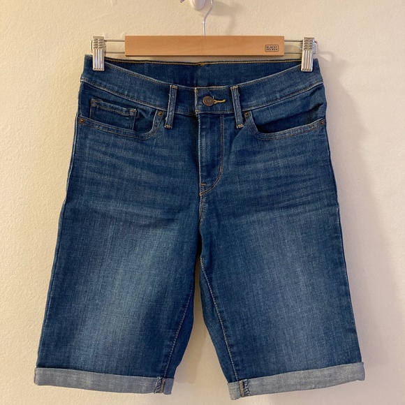 LEVI'S Bermuda Shorts Dark Wash Size 27 - Picture 1 of 14